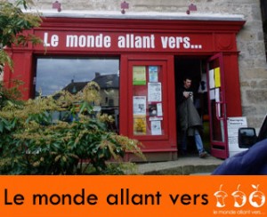 Le monde allant vers